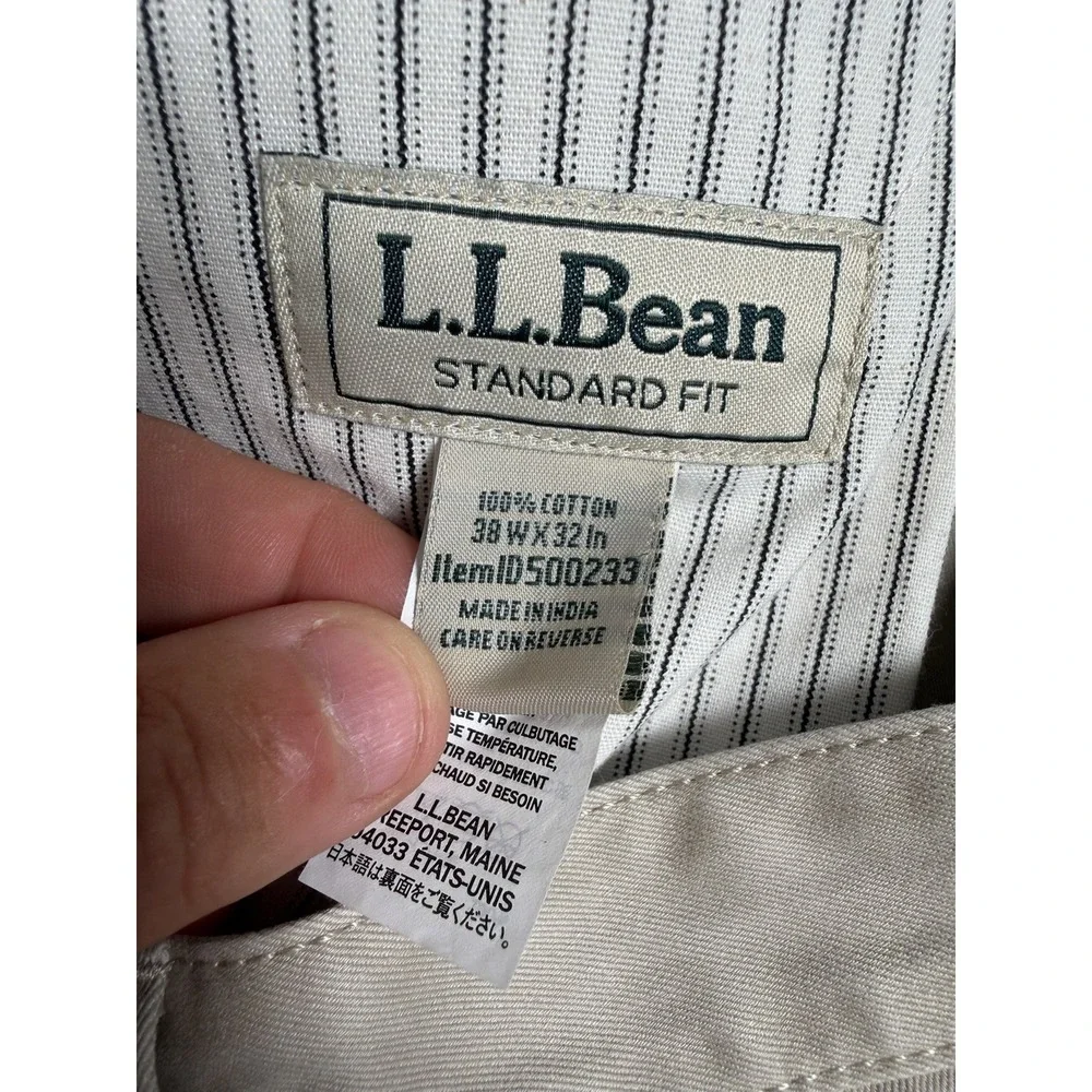 LL Bean Men's Beige Khakis Standard Fit 38x32 ID 500233 Straight‎ Leg Lakewashed